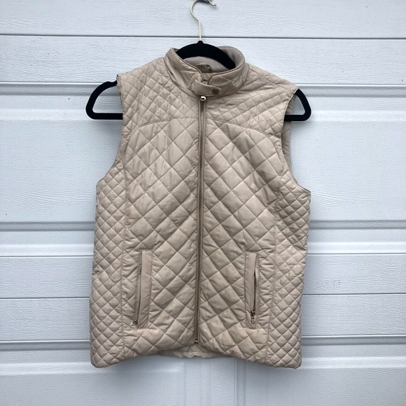Quilted beige Vest - Picture 6 of 8